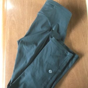 Lululemon Speed Up Capri Size 2
